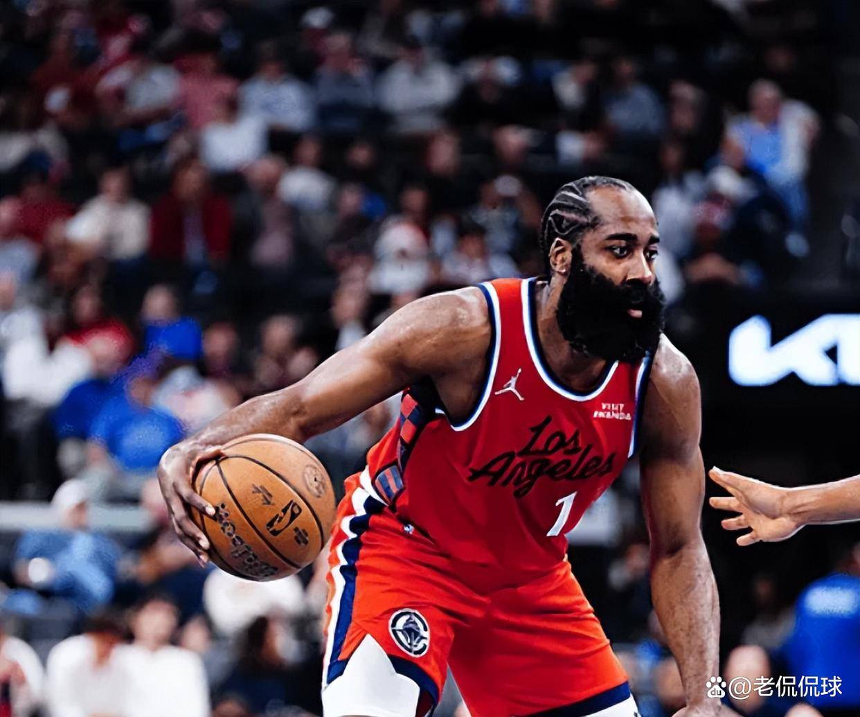 南宫体育-加时末段洛杉矶快船调整名单以备CBA常规赛，绝杀压哨环节打磨，引发热议，控场能力受关注的简单介绍