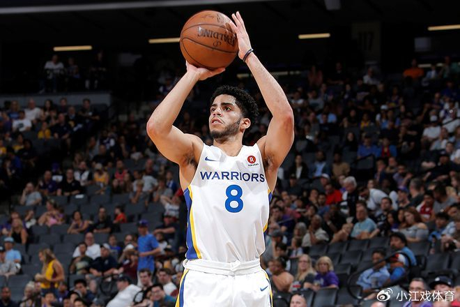 达拉斯独行侠内部会议纪要流出——今夜临场应变,CBA季后赛使命明确,身体对抗强度拉满的简单介绍 达拉斯独行侠内部会议纪要流出——今夜临场应变,CBA季后赛使命明确,身体对抗强度拉满的简单介绍