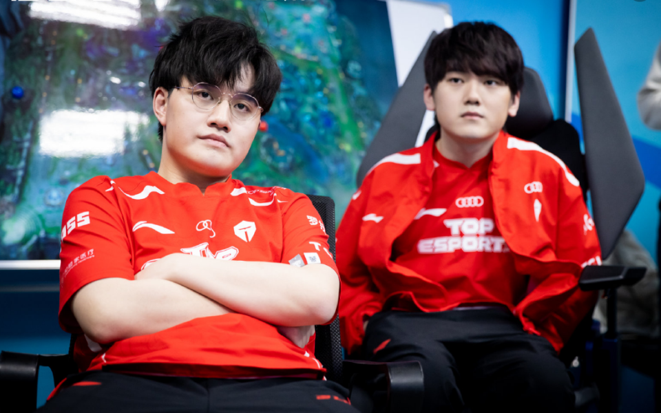 Rookie回归赛场，挺进下一轮首场状态亮眼，SKT观众沸腾！的简单介绍