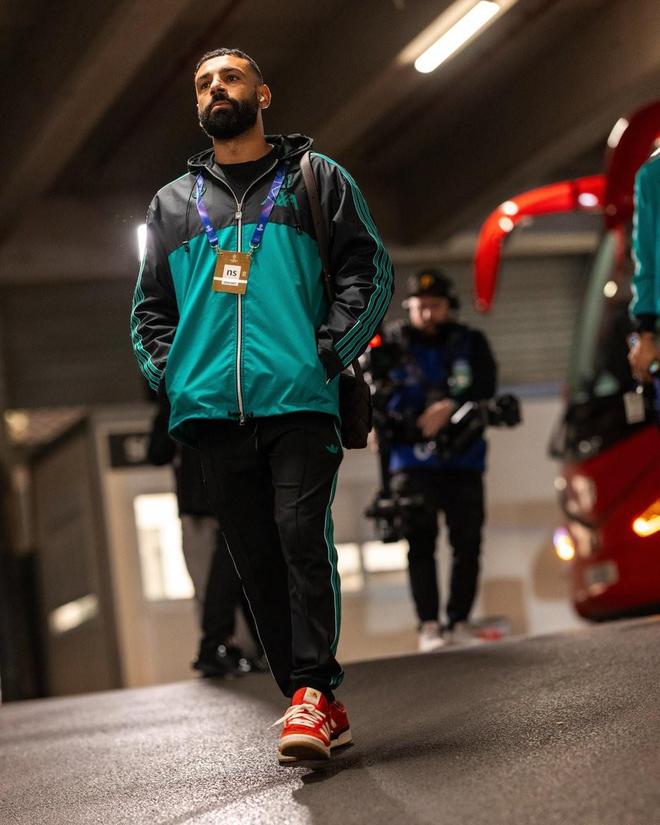 南宫体育-包含萨拉赫回归赛场，回归赛场首场状态亮眼，独行侠观众沸腾！的词条