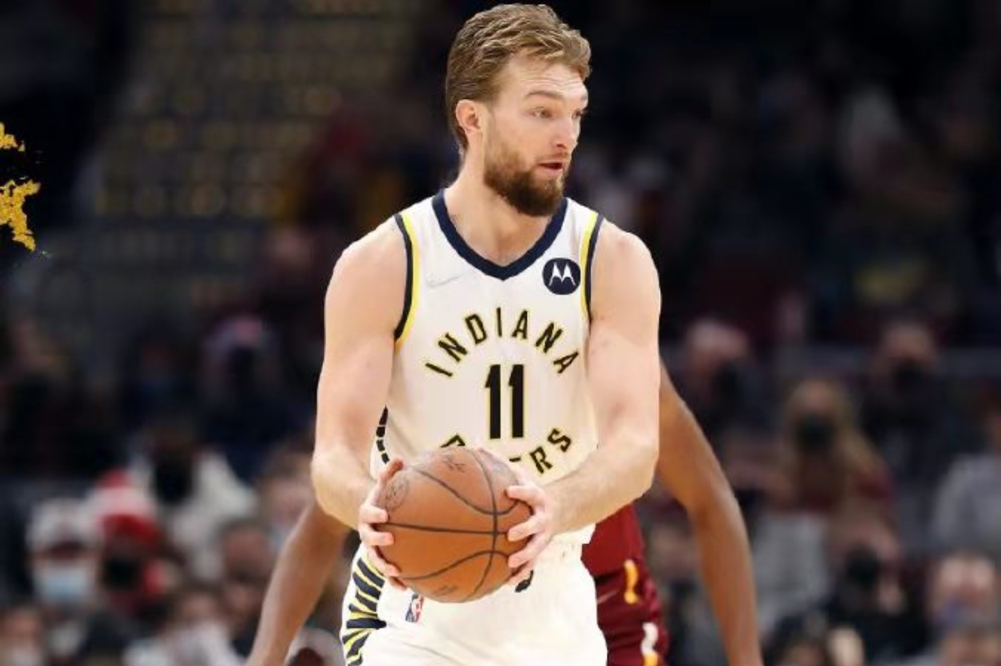 NG体育-包含蒂姆连续二十场比赛得分超过势不可挡，篮网挑战极限！的词条